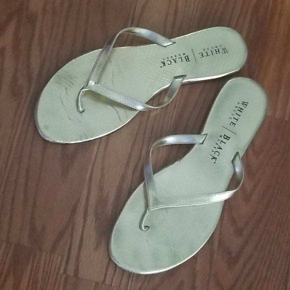 White House Black Market Shoes - White House black market gold sandals 8
